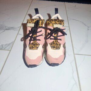 Lady Godiva Leopard Print Sneakers Size 7.5